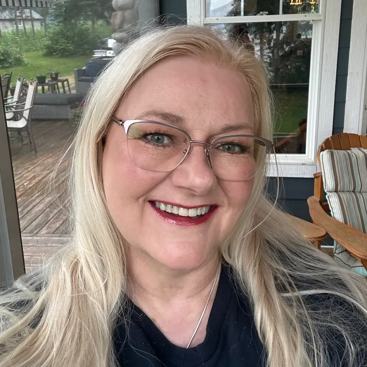 Photo of Donna W, Sacred Knowing client